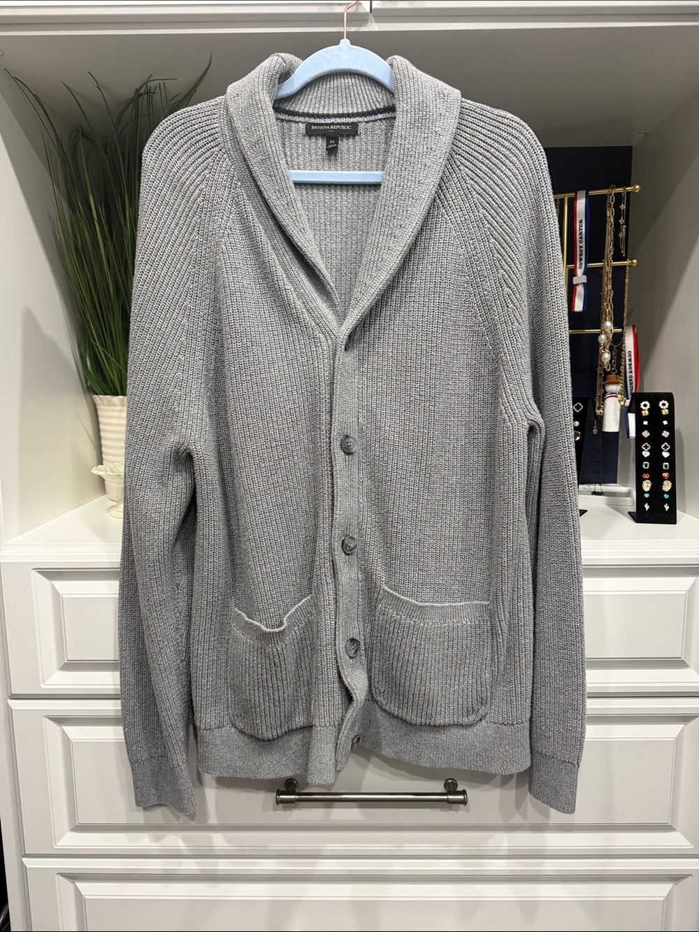 Banana Republic Light Gray Shawl-Collar Button Cardigan SZ. XL